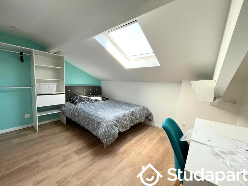 Chambre - 9 m² - 1 pièce