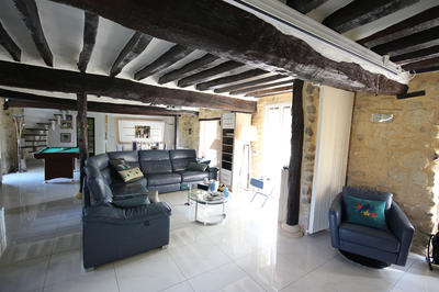 Maison - 204 m² - 5 pièces