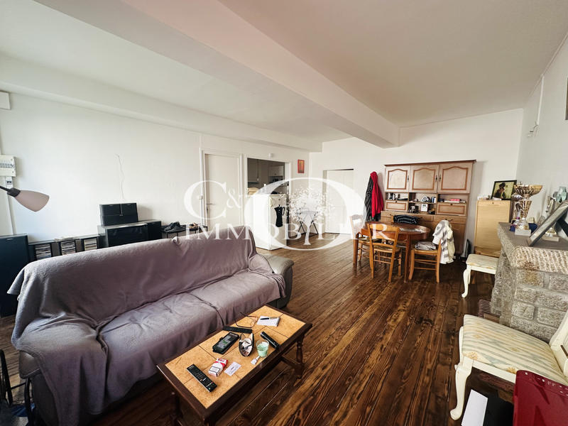 Immeuble - 116 m² - 5 pièces