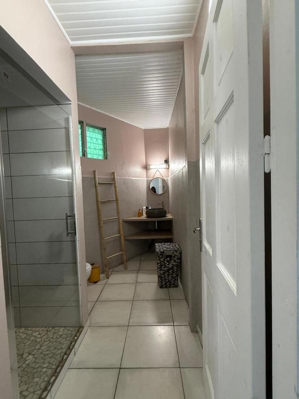 Maison - 90 m² - 3 pièces