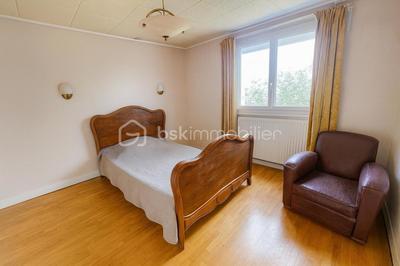 Maison - 473 m² - 7 pièces