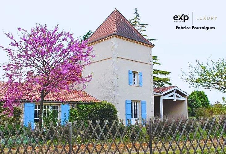 Propriété - 715 m² - 29 pièces