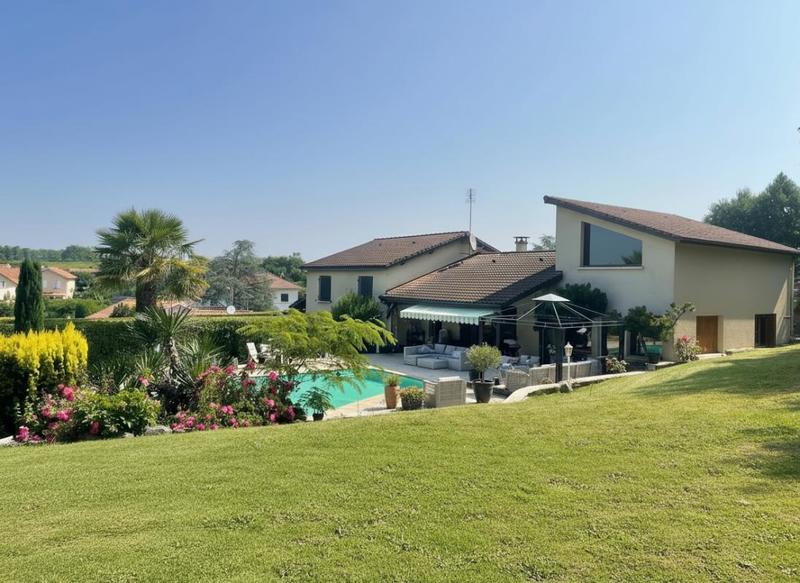 Maison - 172 m² - 6 pièces