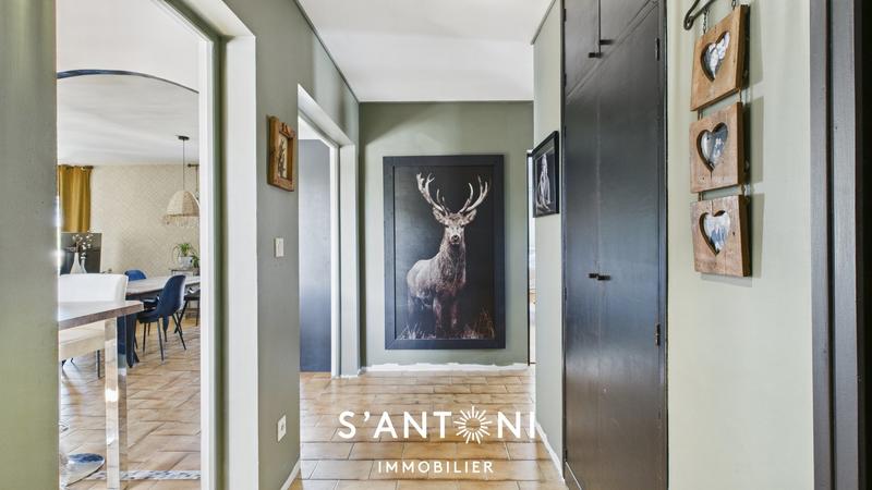 Appartement - 108 m² - 4 pièces