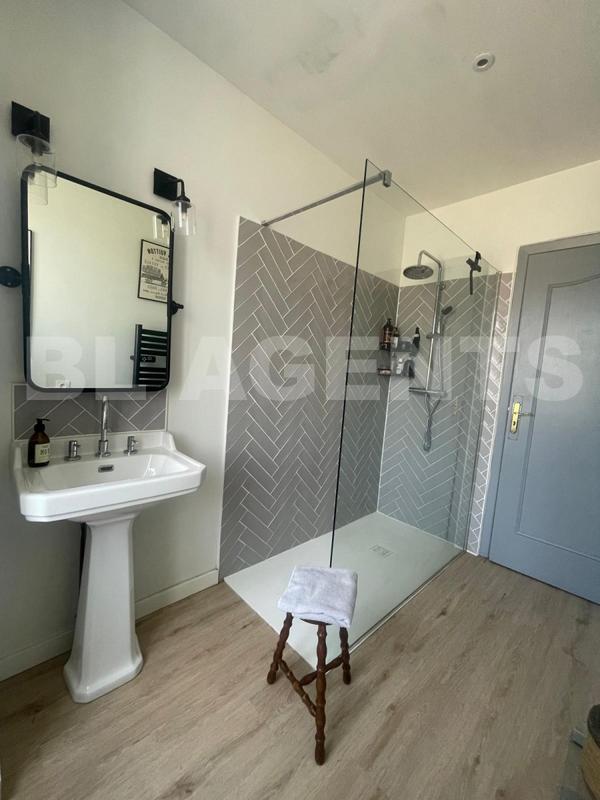 Maison bourgeoise - 166 m² - 7 pièces