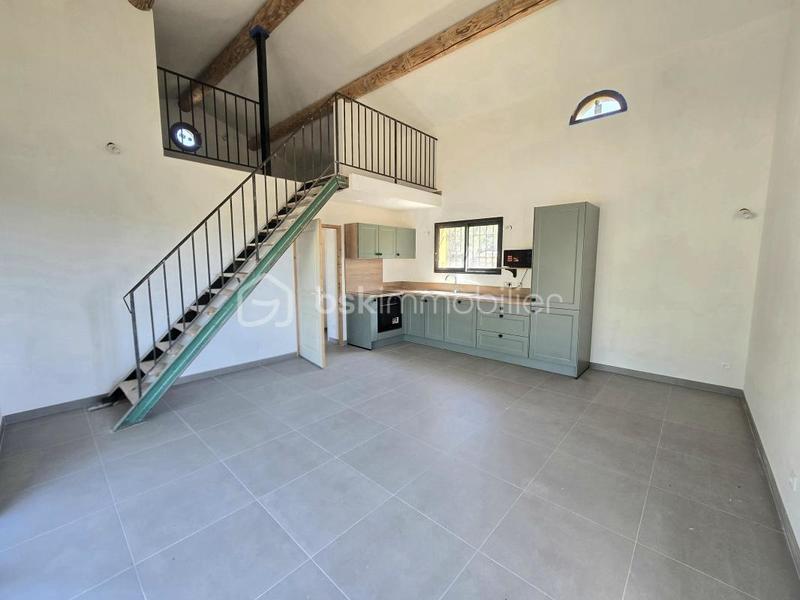 Maison - 76 m² - 4 pièces