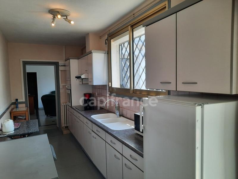 Maison - 198 m² - 8 pièces