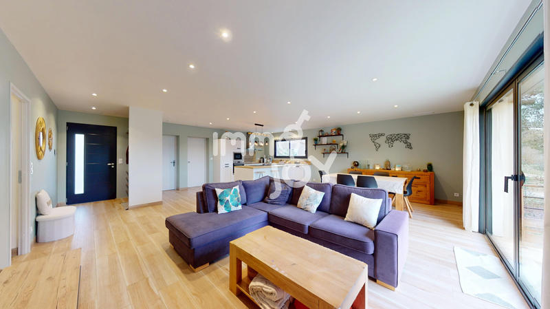 Maison - 131 m² - 6 pièces