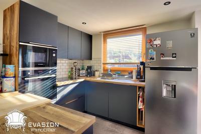 Appartement - 83 m² - 4 pièces