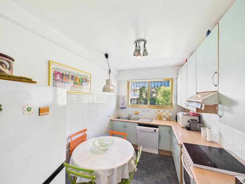 Appartement - 96 m² - 4 pièces