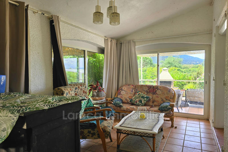 Villa - 167 m² - 6 pièces