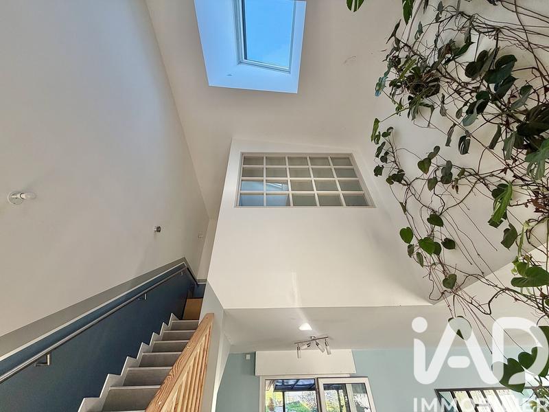 Maison - 217 m² - 8 pièces