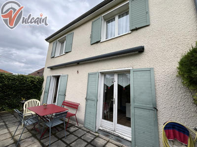 Maison - 86 m² - 4 pièces