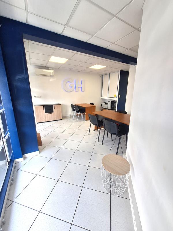 Local commercial - 47 m² - 3 pièces