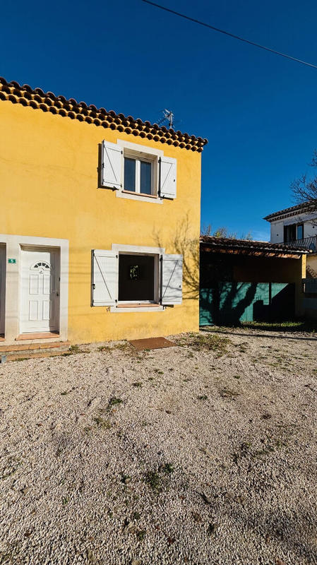 Maison - 60 m² - 3 pièces