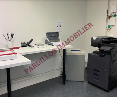 Bureau - 139 m² - 5 pièces