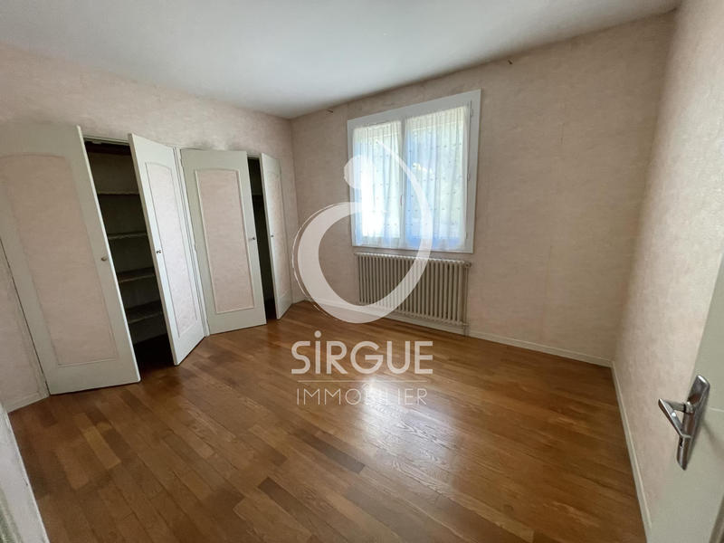 Maison - 92 m² - 5 pièces