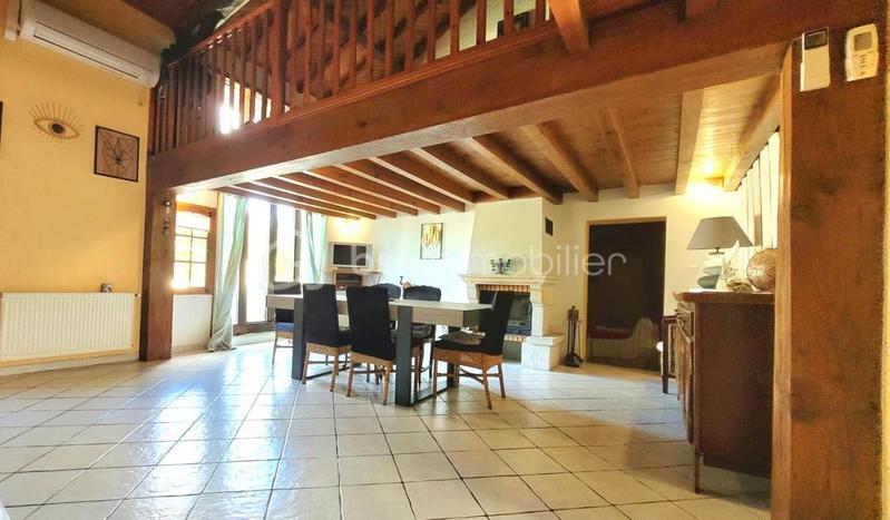 Maison - 165 m² - 6 pièces