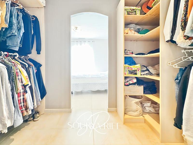 Maison - 195 m² - 5 pièces