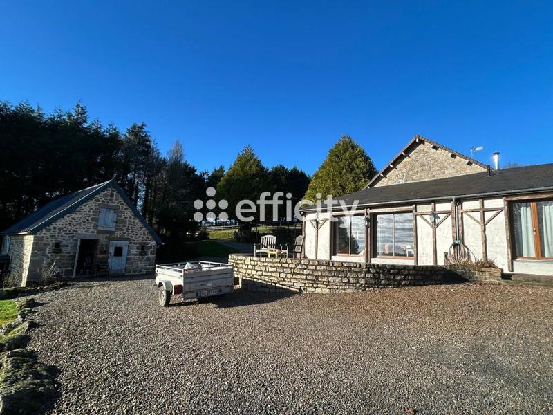 Maison - 290 m² - 11 pièces