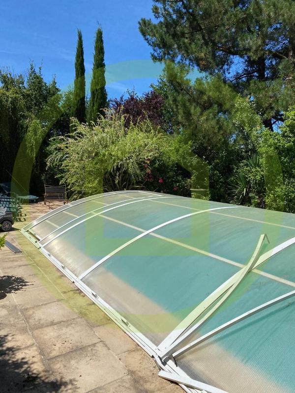 Maison - 310 m² - 17 pièces