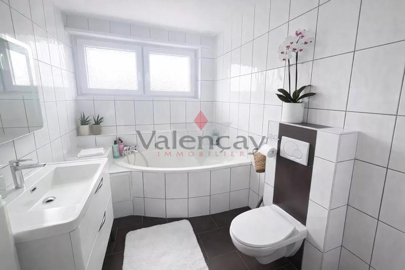 Maison - 150 m² - 7 pièces