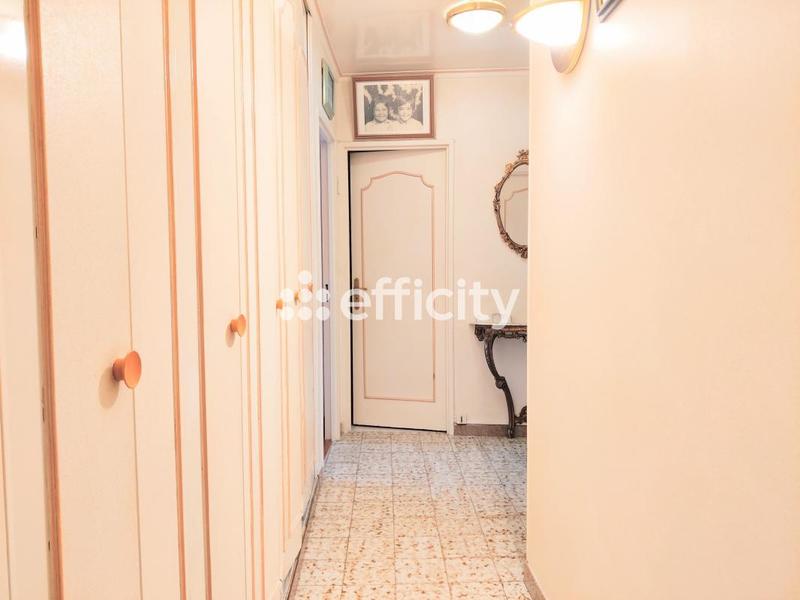 Appartement ancien - 105 m² - 5 pièces