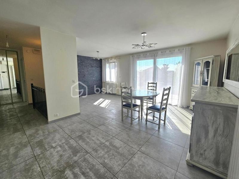 Pavillon - 137 m² - 5 pièces