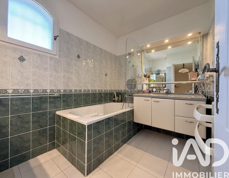 Maison - 123 m² - 6 pièces