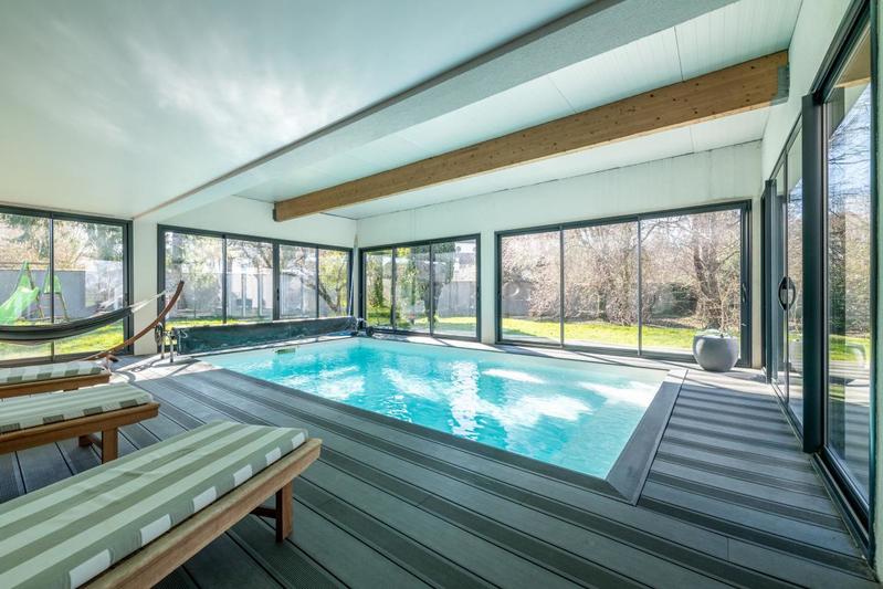 Villa - 328 m² - 8 pièces