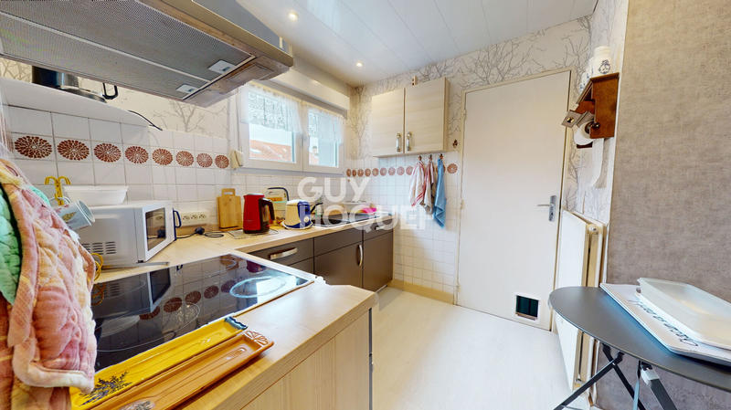 Maison - 94 m² - 4 pièces