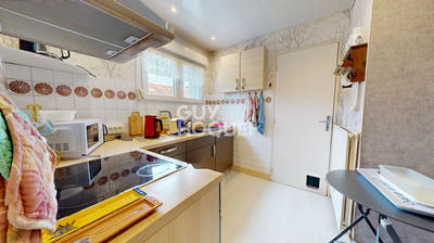 Maison - 94 m² - 4 pièces