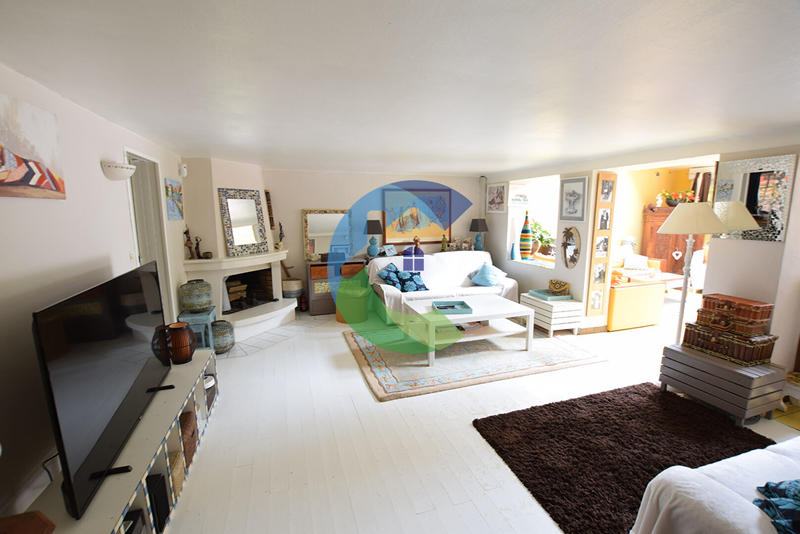 Maison - 170 m² - 7 pièces