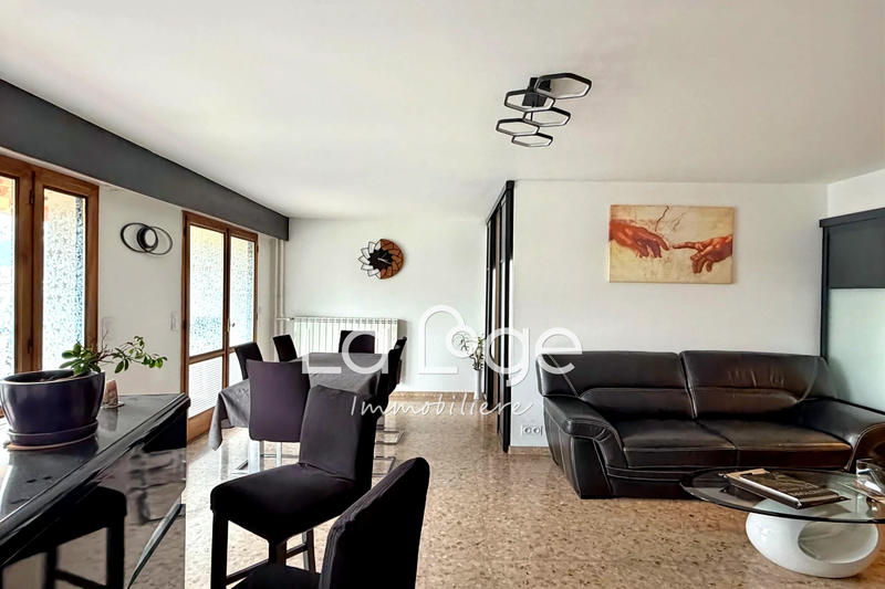 Appartement - 113 m² - 5 pièces