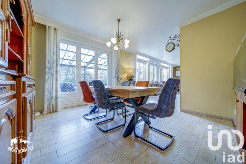 Maison - 218 m² - 8 pièces