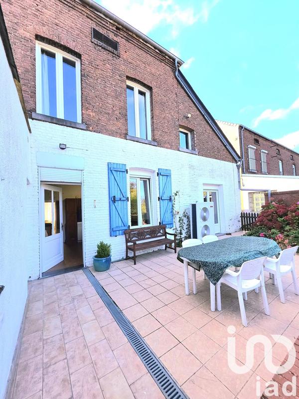 Maison - 152 m² - 9 pièces