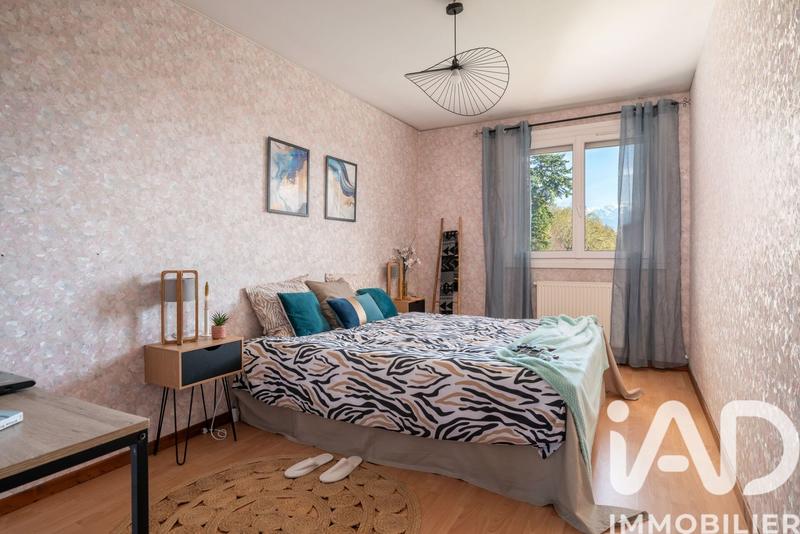 Appartement - 86 m² - 4 pièces