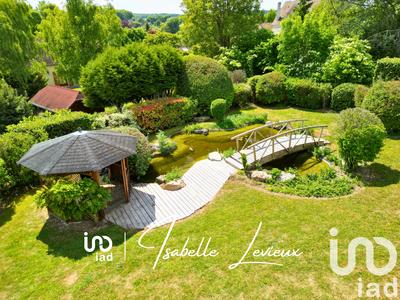 Maison - 236 m² - 9 pièces