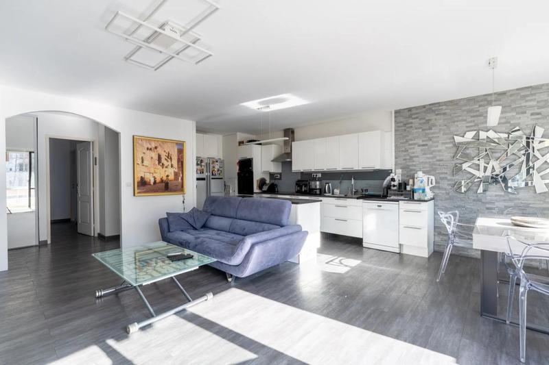 Appartement - 88 m² - 4 pièces