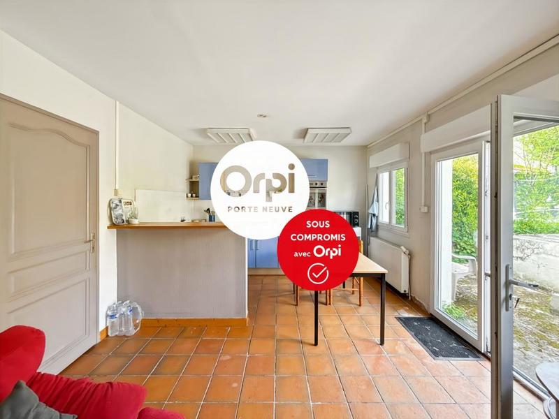 Appartement - 88 m² - 2 pièces