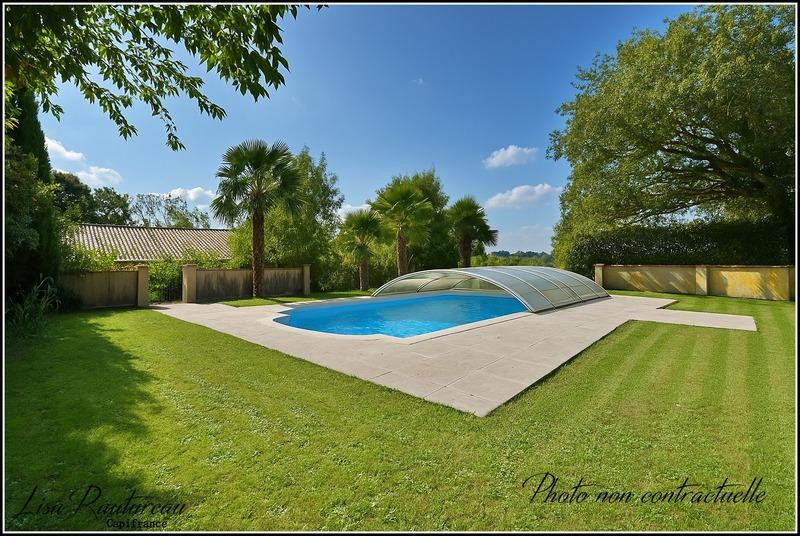 Propriété - 450 m² - 16 pièces