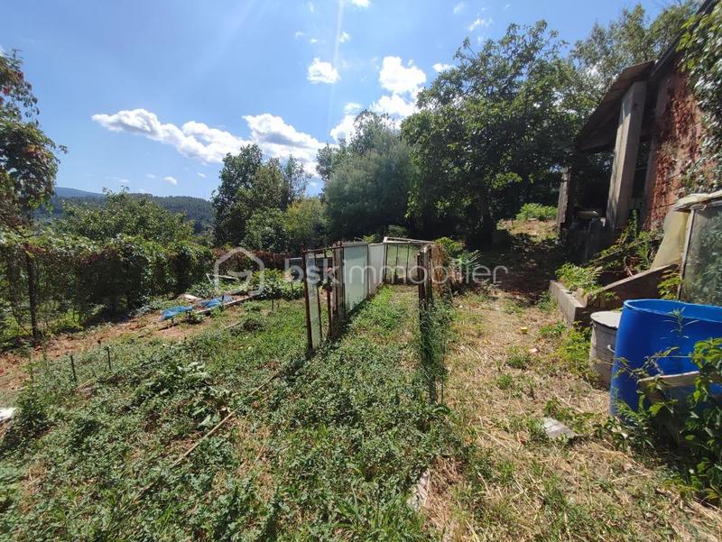 Immeuble - 180 m² - 1 pièce