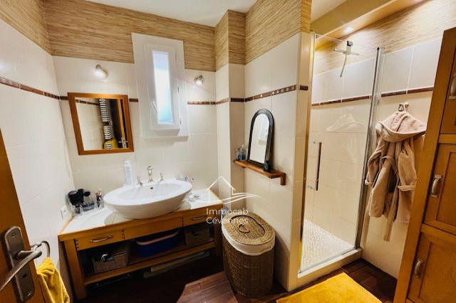 Maison - 206 m² - 2 pièces