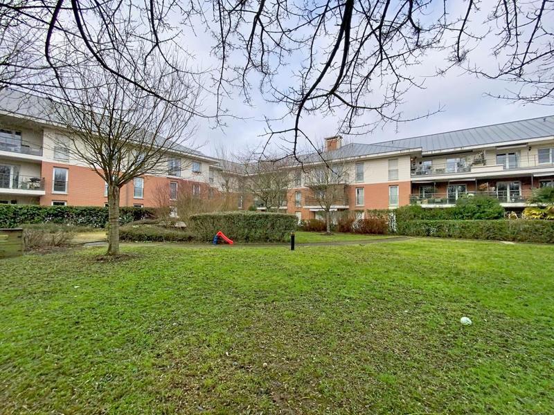 Appartement - 83 m² - 4 pièces