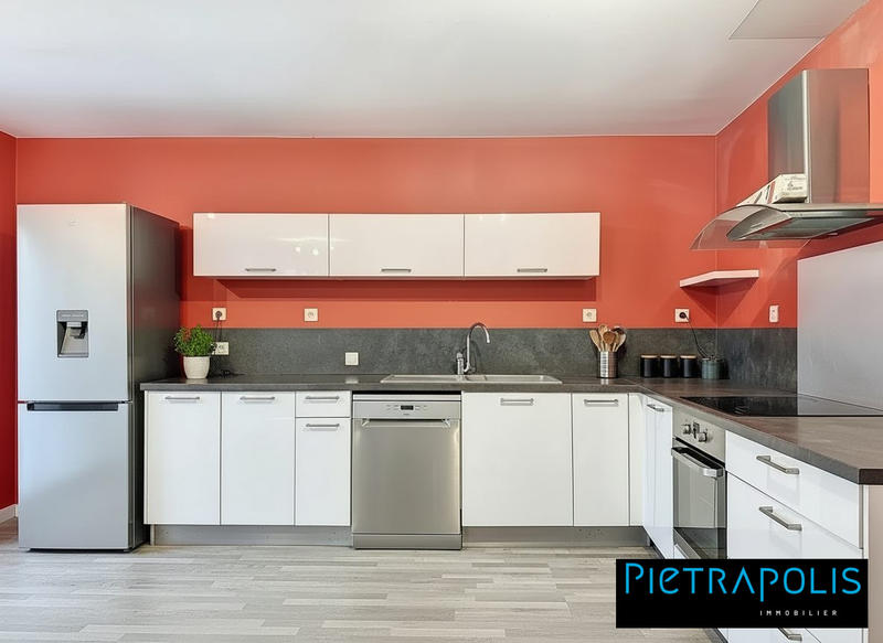 Maison - 110 m² - 5 pièces