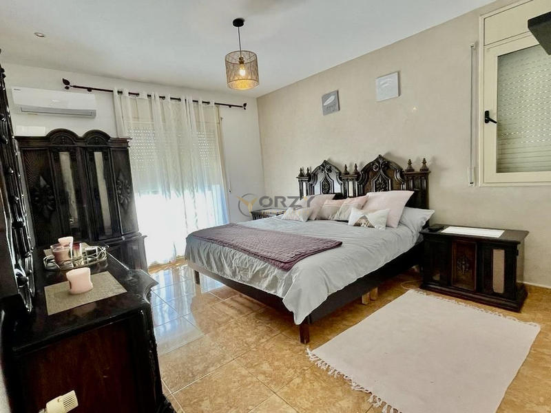 Villa - 270 m² - 7 pièces