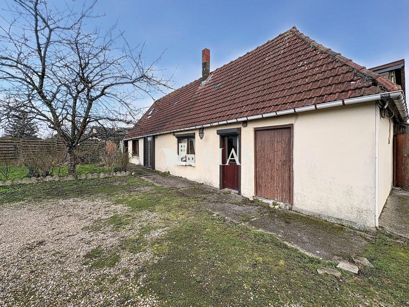 Maison - 80 m² - 5 pièces