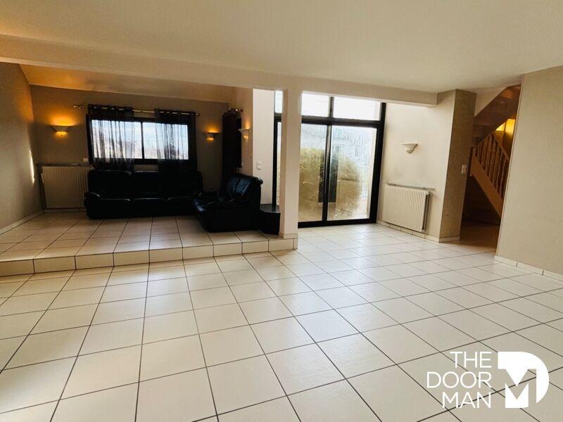 Maison - 135 m² - 6 pièces