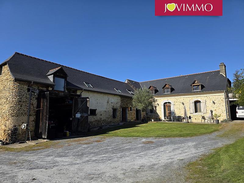 Maison - 310 m² - 10 pièces