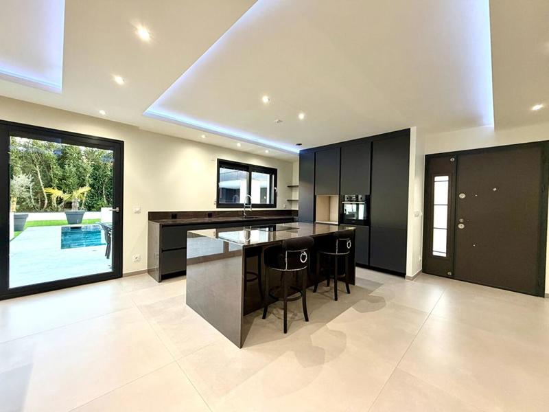 Maison - 134 m² - 5 pièces